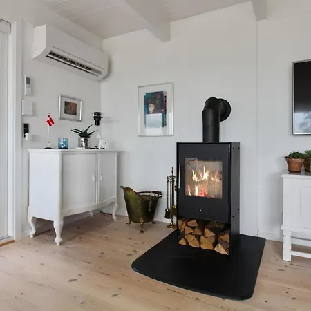 Dom wakacyjny Bisera - 150m From The Sea By Interhome Fåborg
